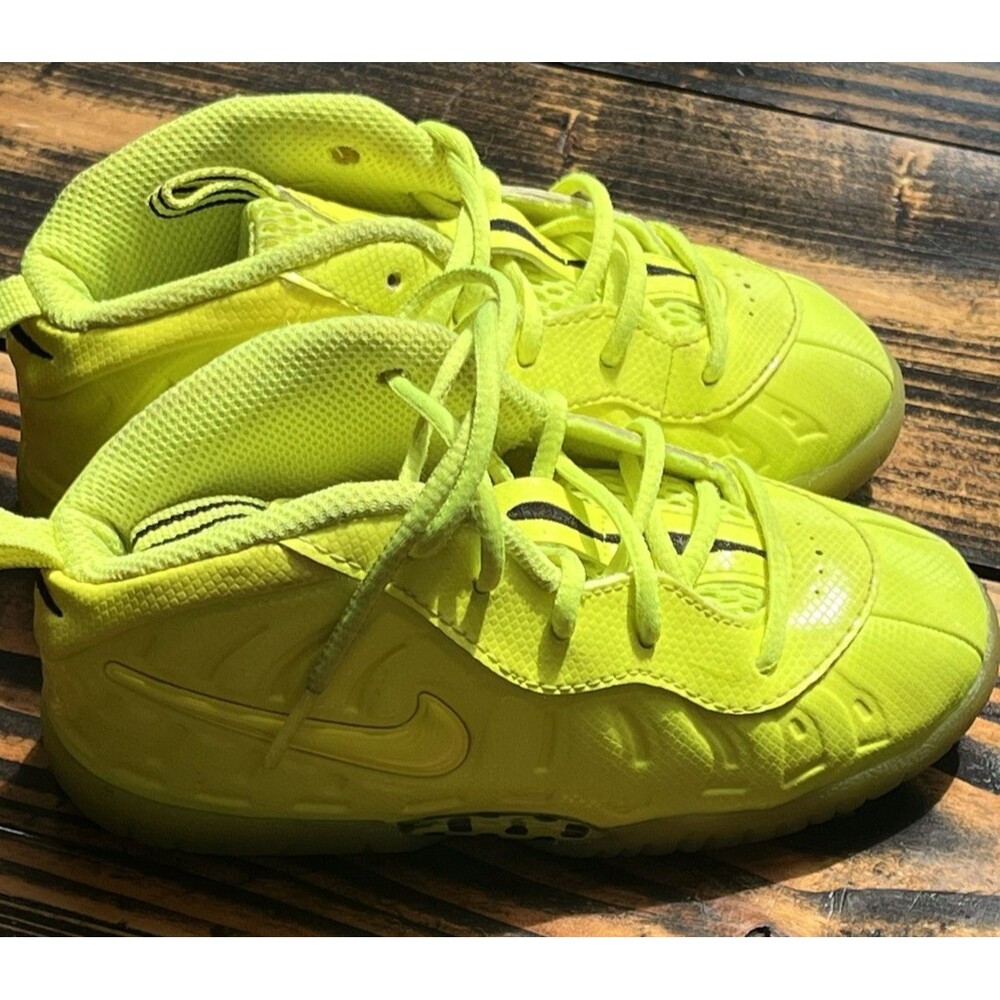 Nike Little Posite Pro Foamposite Kids Size 9C Volt Neon Yellow 843769-702